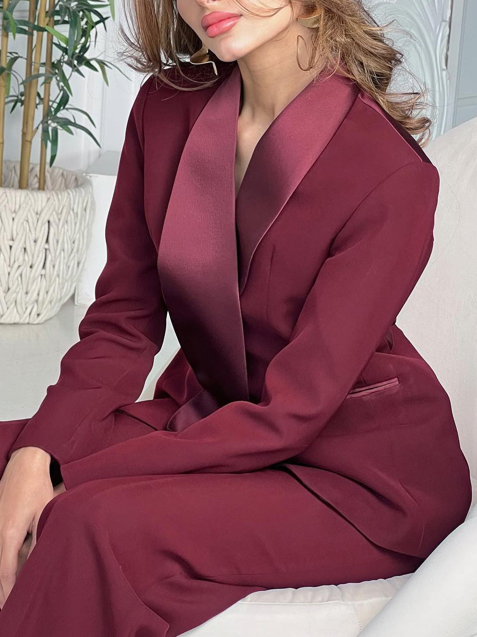 Exquisite Irregular Collar Blazer & High Waist Pants Suit: Elevate Your Style in Ultimate Elegance