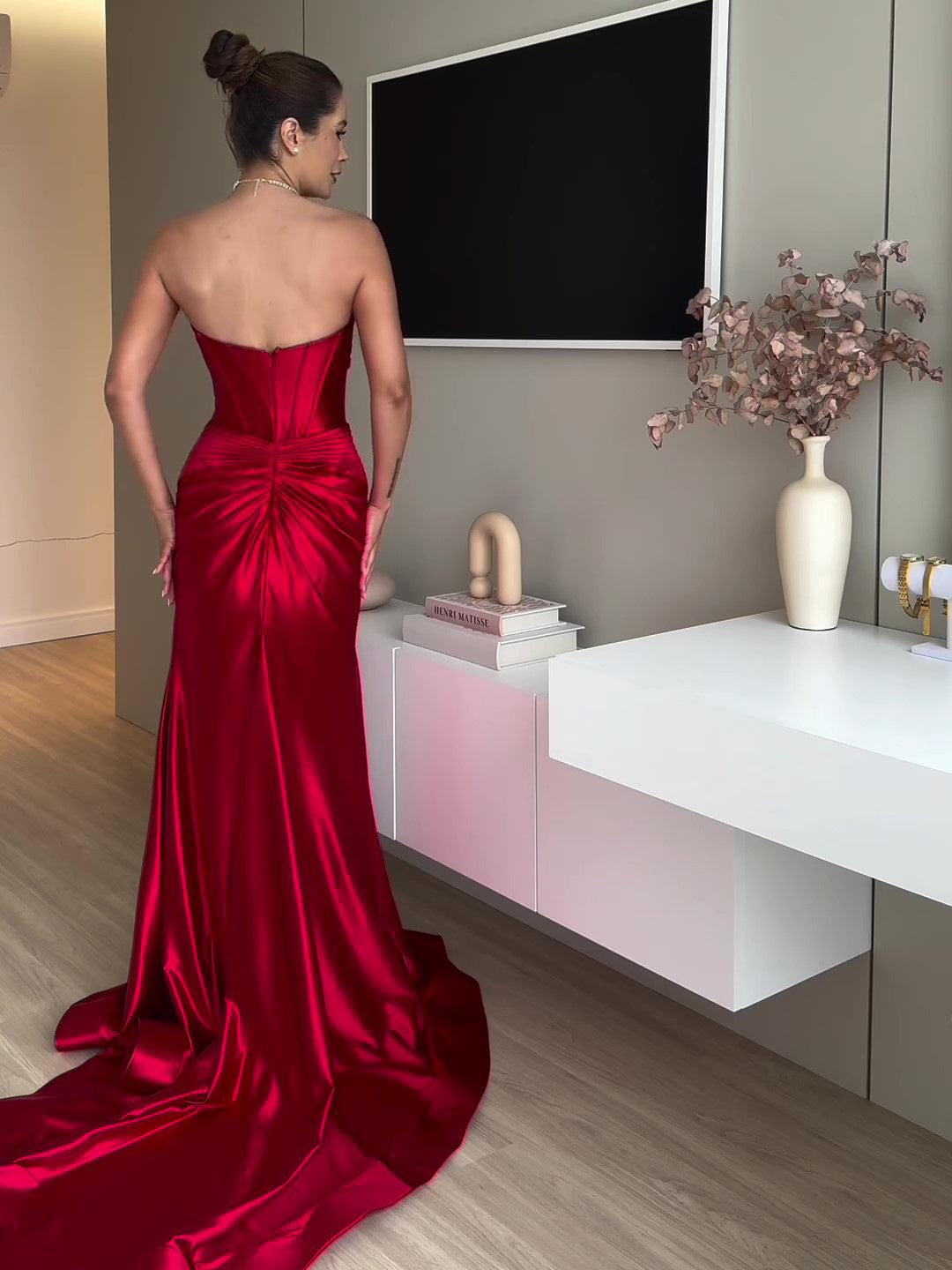 Elegant Tube Top Red Slit Evening Dress for Ultimate Sophistication